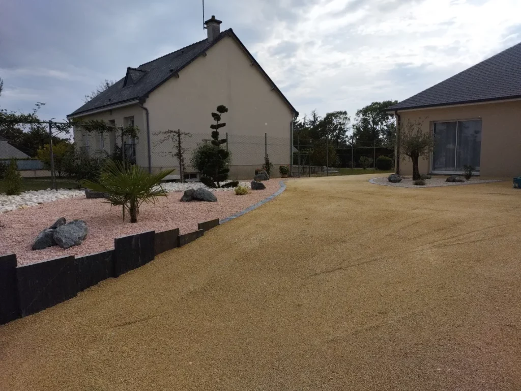 Talon Tp Et Paysage Terrassement Saumur Amenagement Cour Et Massif 2